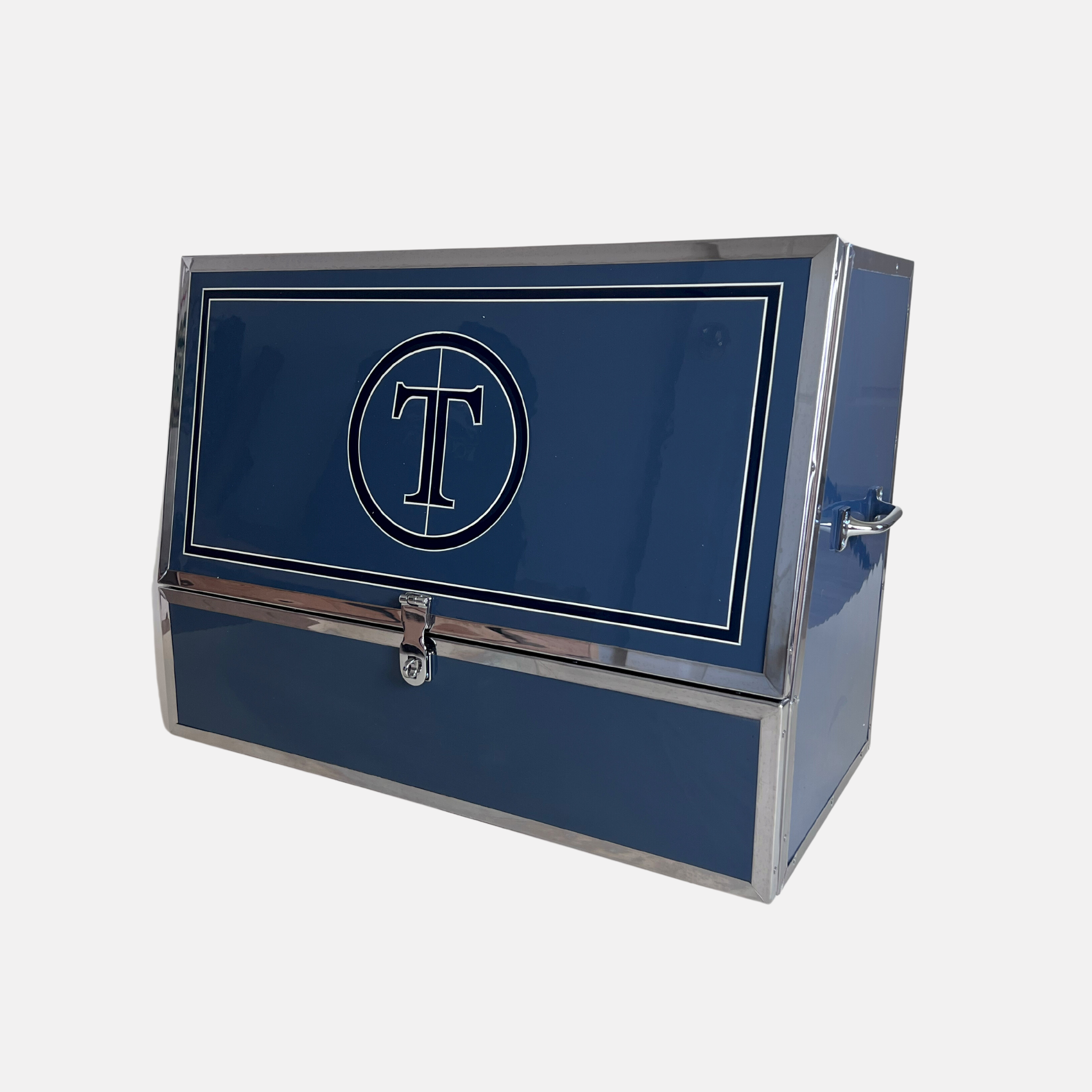 Phoenix West Grooming Box | Custom Colors & Logo – TACKTRUNKS