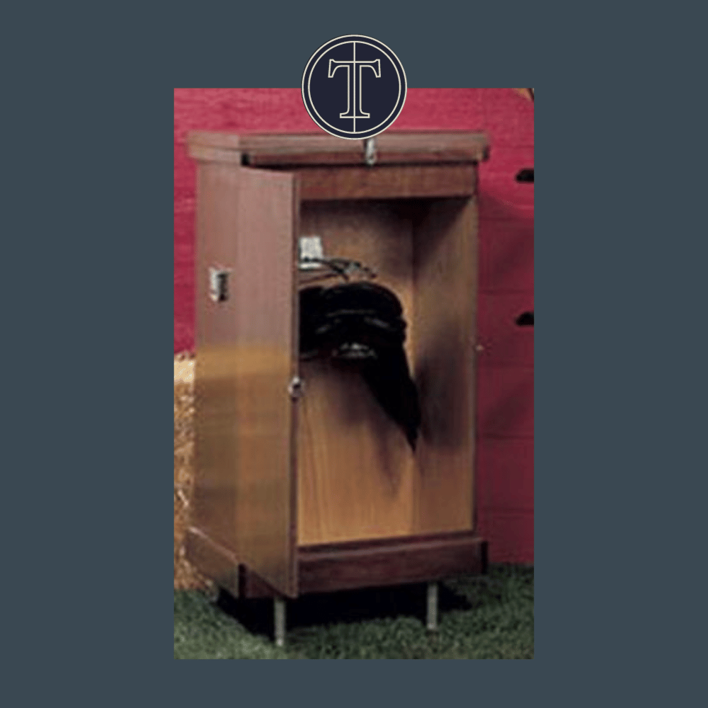 Shop Our Saddle Trunk Valet, Upright Saddle Valet & More! – TACKTRUNKS Shop Our Saddle Trunk Valet, Upright Saddle Valet & More! – TACKTRUNKS