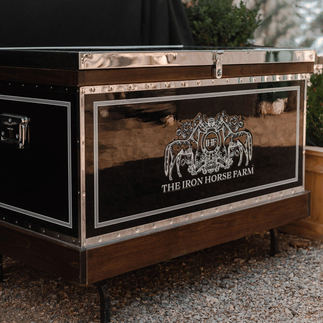 Custom Engraved Chrome Stall Name Plates | Tack Trunks – TACKTRUNKS